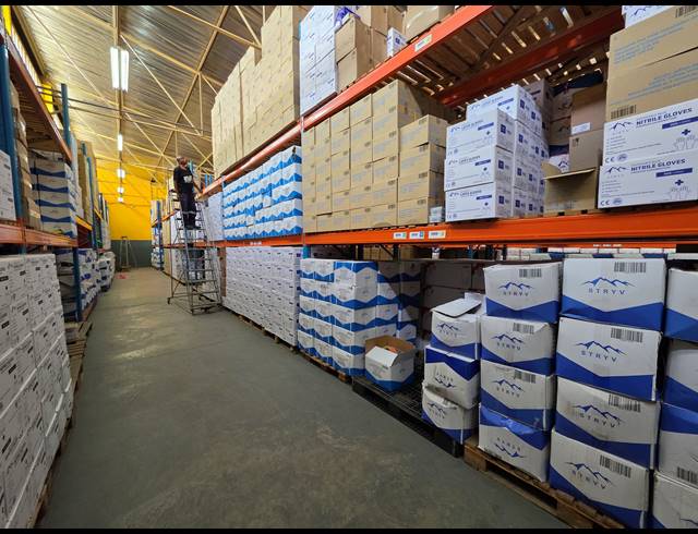 2,057M² WAREHOUSE FOR SALE IN SELBY